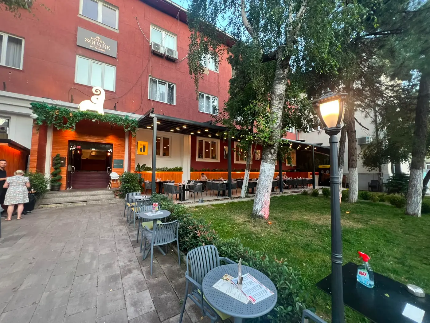 Tai Sweets Prishtina Square entrance